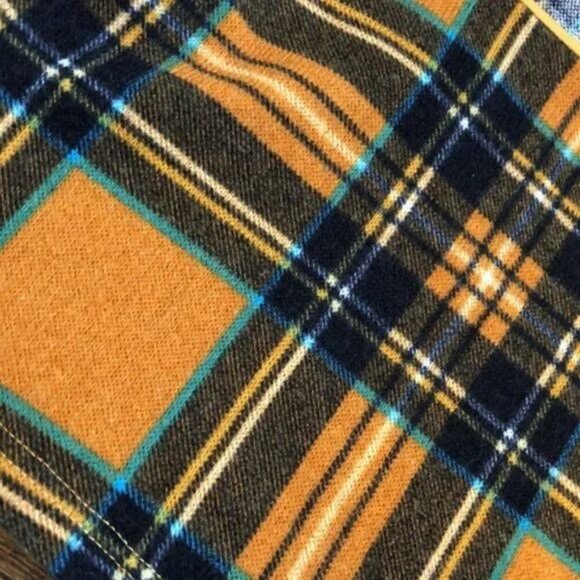 Plaid Long Sleeve Scoop Neck Crop Top, Medium - Picture 7 of 8